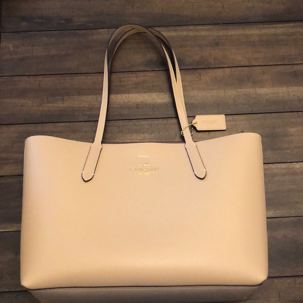 Coach Avenue Tote